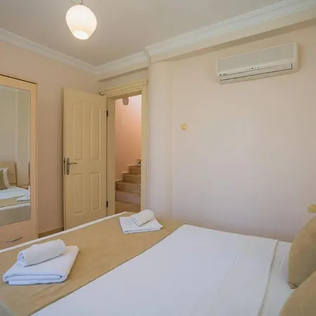 Calis'ta Denize Sifir 10 Kisilik Starfish 4 *